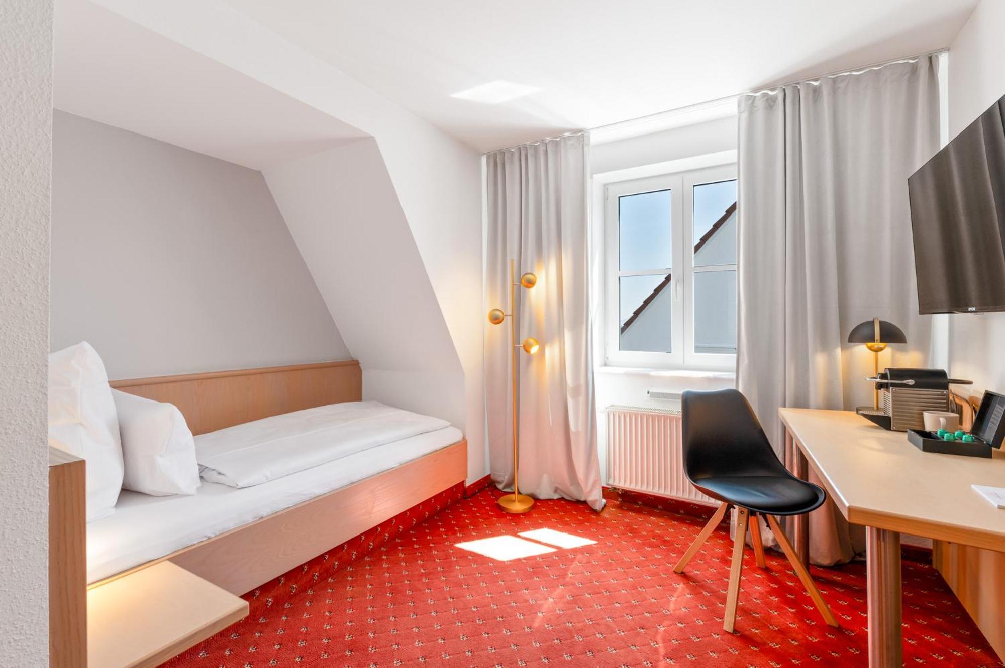 Steiners Hotel Airport-Messe Στουτγκάρδη Εξωτερικό φωτογραφία